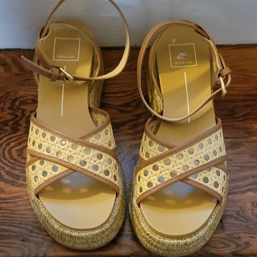 Dolce Vita Tan Woven Espadrille Platform Sandals